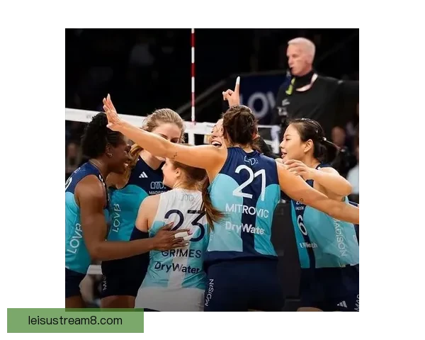 贝西克塔斯女足与加拉塔萨雷女足激战战成惊心平局